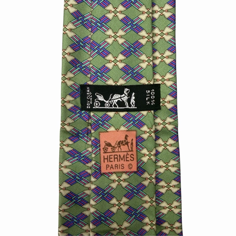 Hermes Men's Tie Interlocking Links Sage Green Silk 7186 UA 3 3/8" (W) x 63" (L)